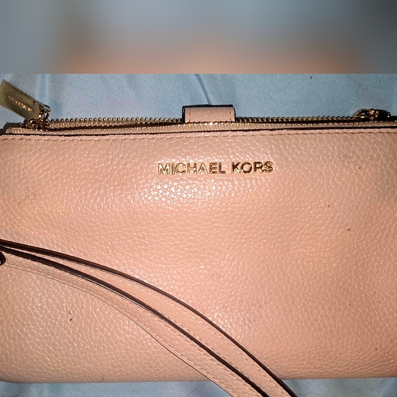 Michael Kors Pink Leather Wristlet Clutch